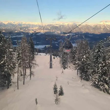 4 Season Apartment *